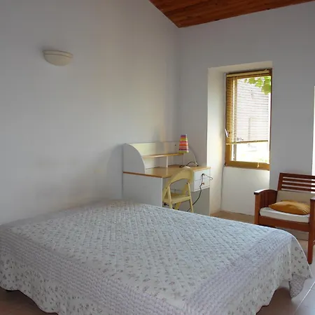Dans Maison De Caractere בית אירוח נים