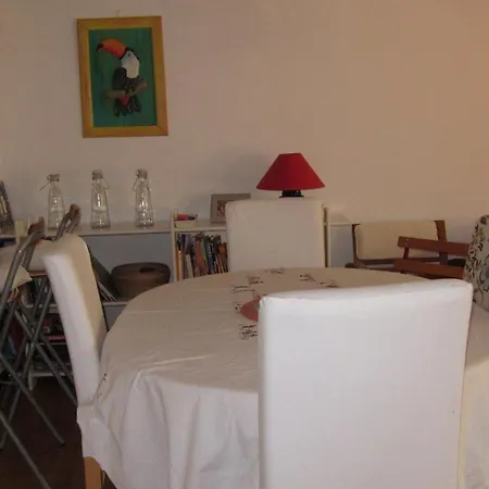Dans Maison De Caractere * נים