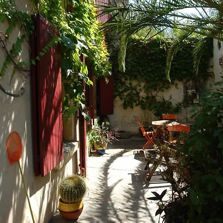 Dans Maison De Caractere Homestay *